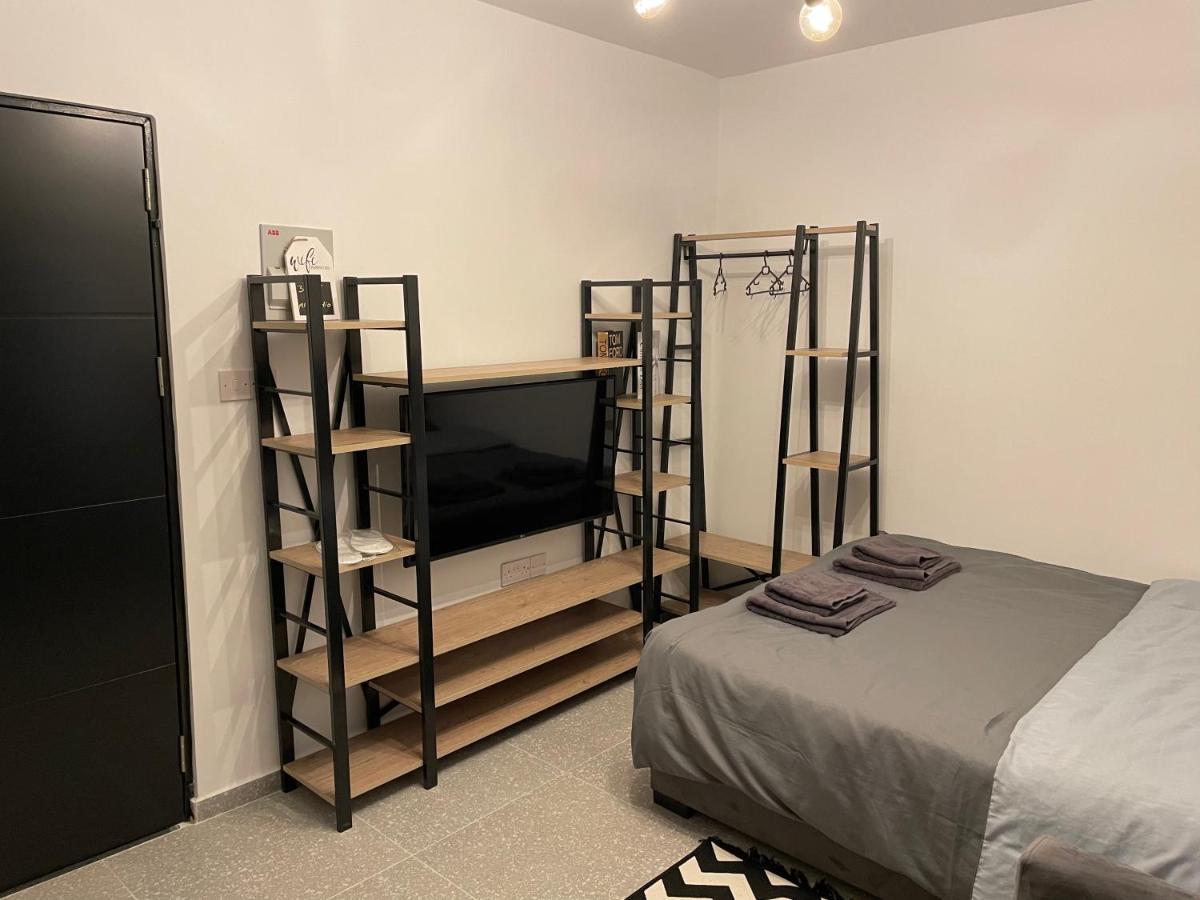 Mr. Studio In Ortakoy , North Nicosia + Wifi + Netflix ภายนอก รูปภาพ