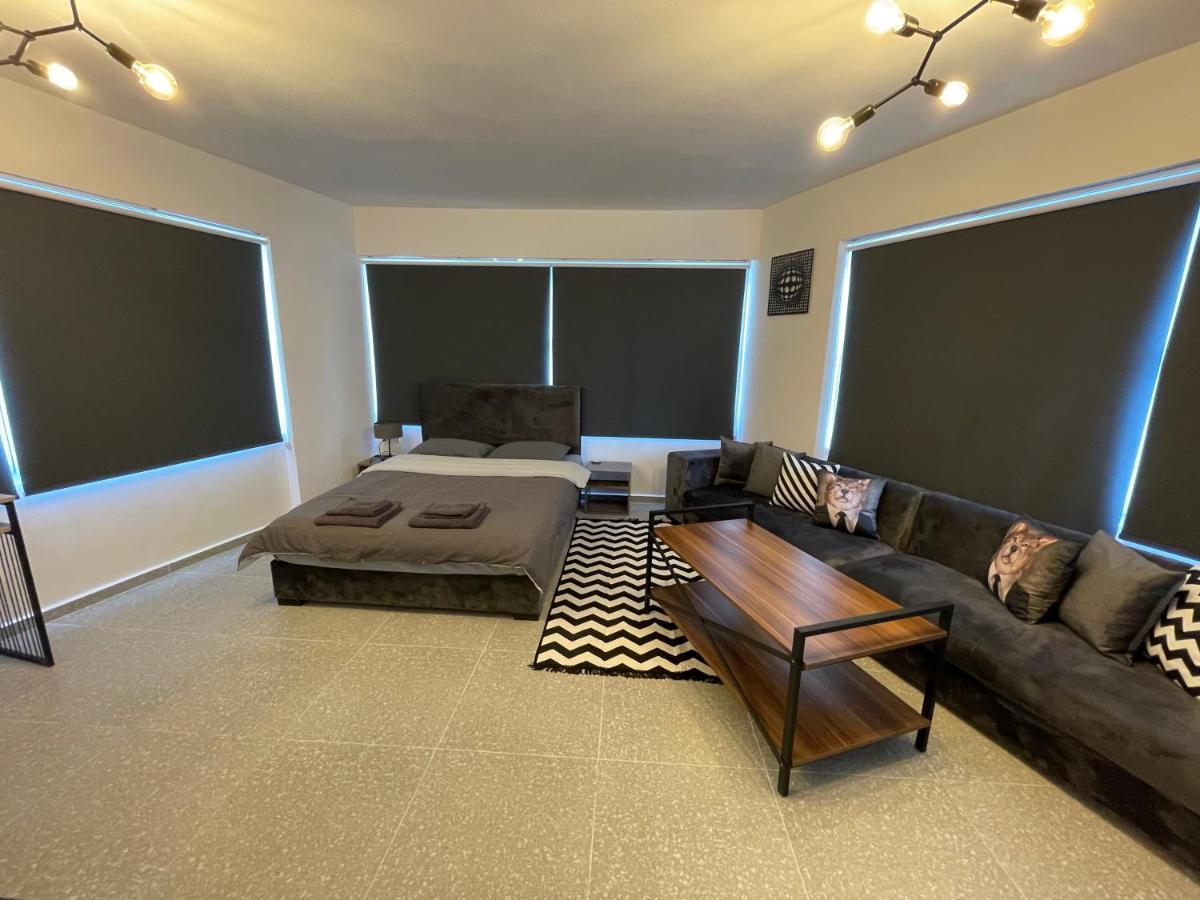 Mr. Studio In Ortakoy , North Nicosia + Wifi + Netflix ภายนอก รูปภาพ