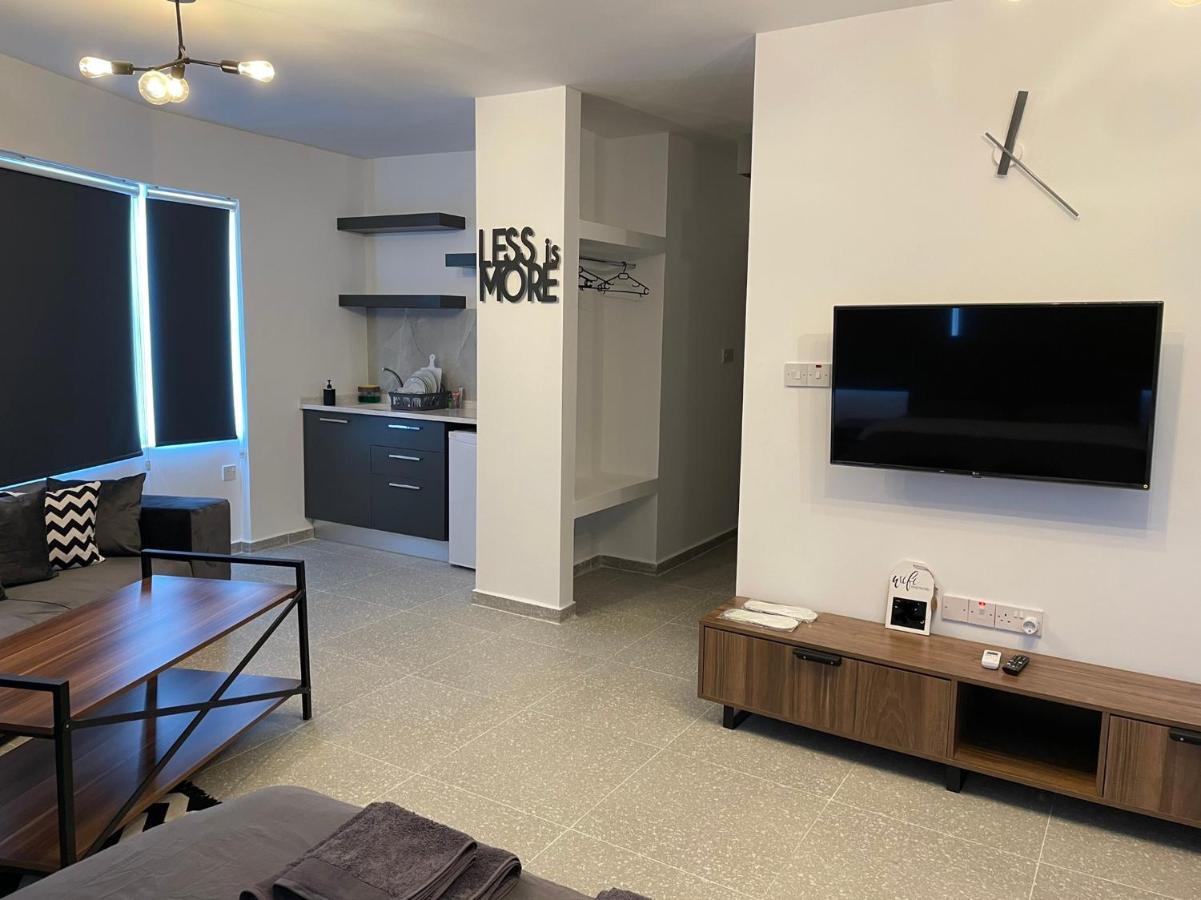 Mr. Studio In Ortakoy , North Nicosia + Wifi + Netflix ภายนอก รูปภาพ
