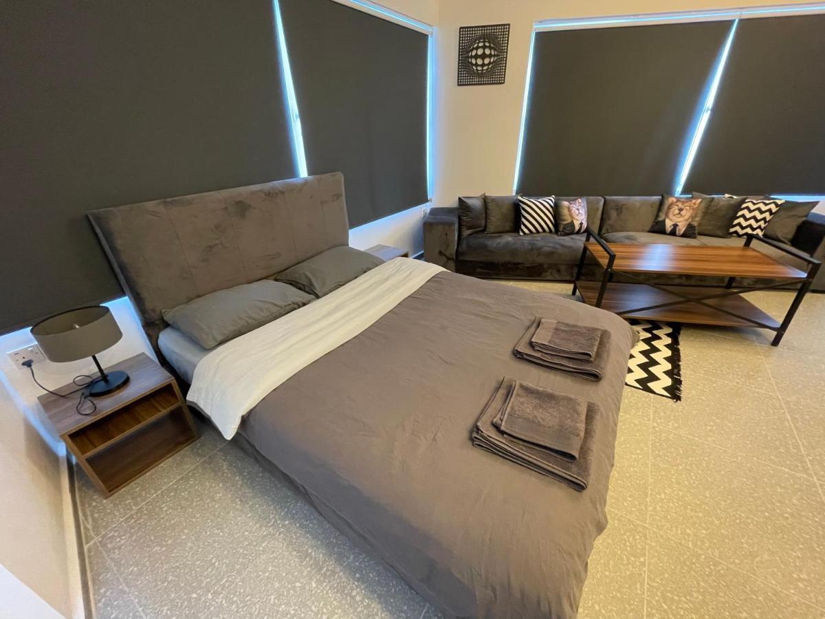 Mr. Studio In Ortakoy , North Nicosia + Wifi + Netflix ภายนอก รูปภาพ