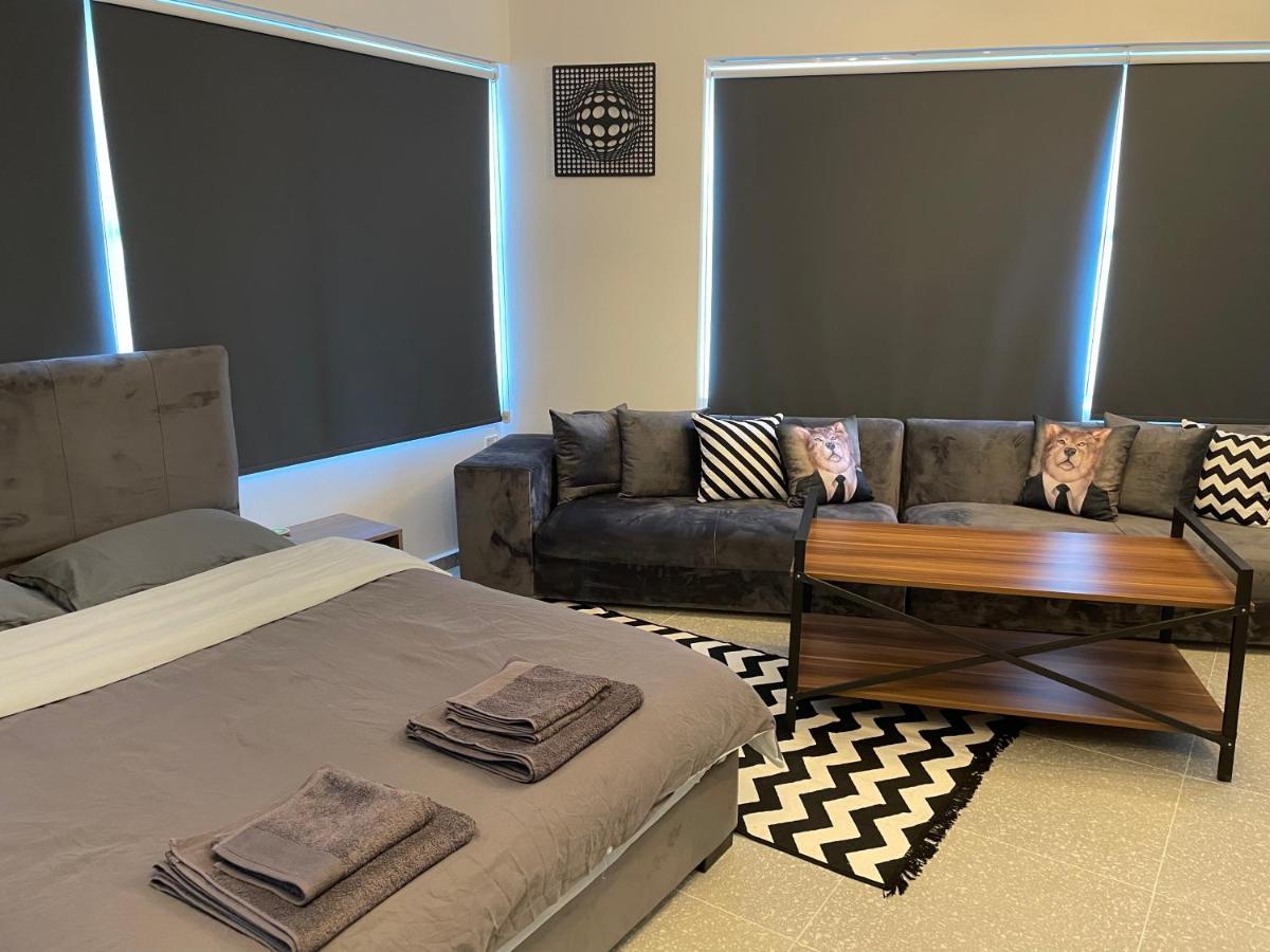 Mr. Studio In Ortakoy , North Nicosia + Wifi + Netflix ภายนอก รูปภาพ