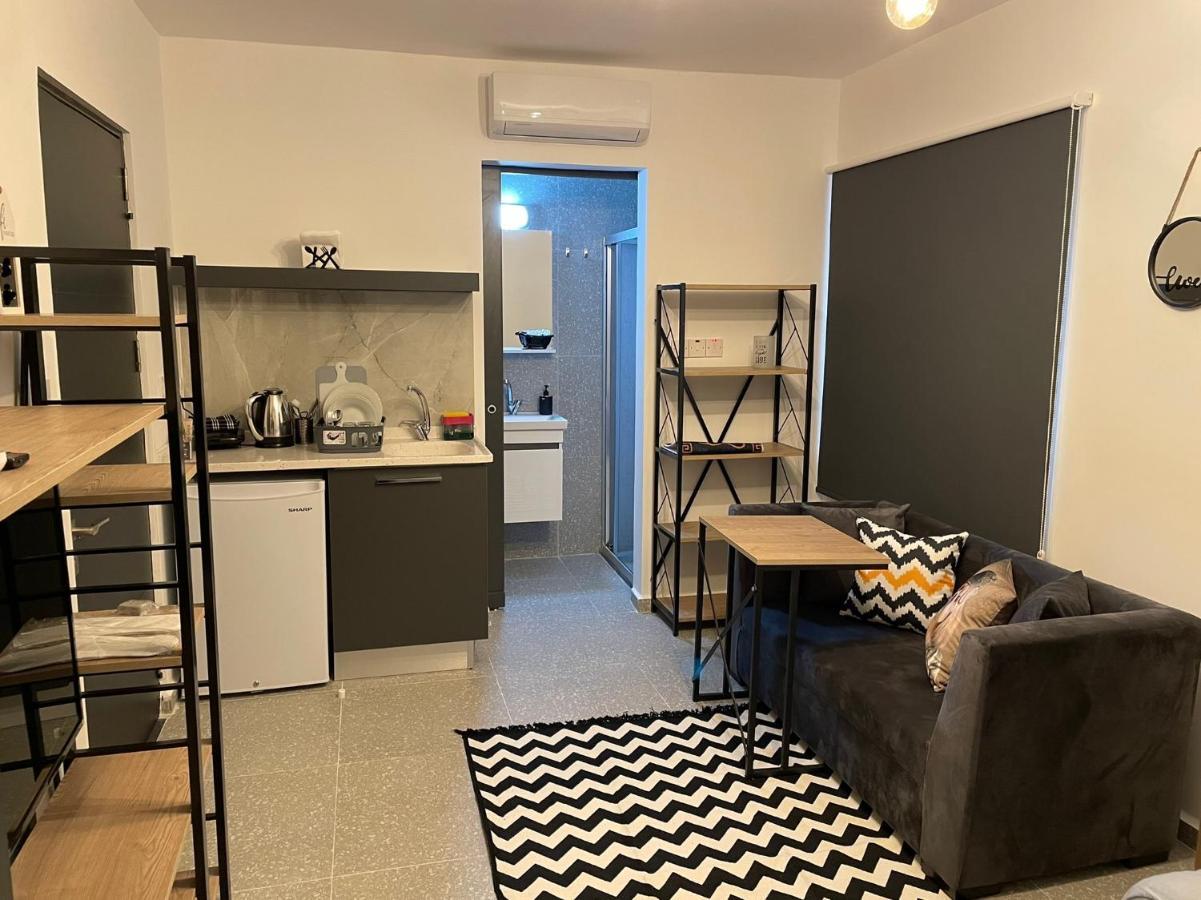 Mr. Studio In Ortakoy , North Nicosia + Wifi + Netflix ภายนอก รูปภาพ