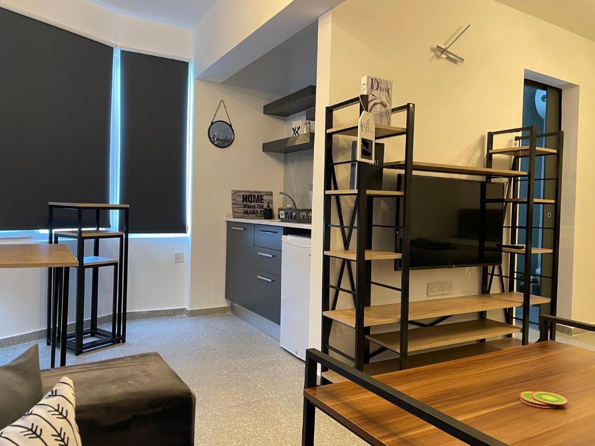 Mr. Studio In Ortakoy , North Nicosia + Wifi + Netflix ภายนอก รูปภาพ