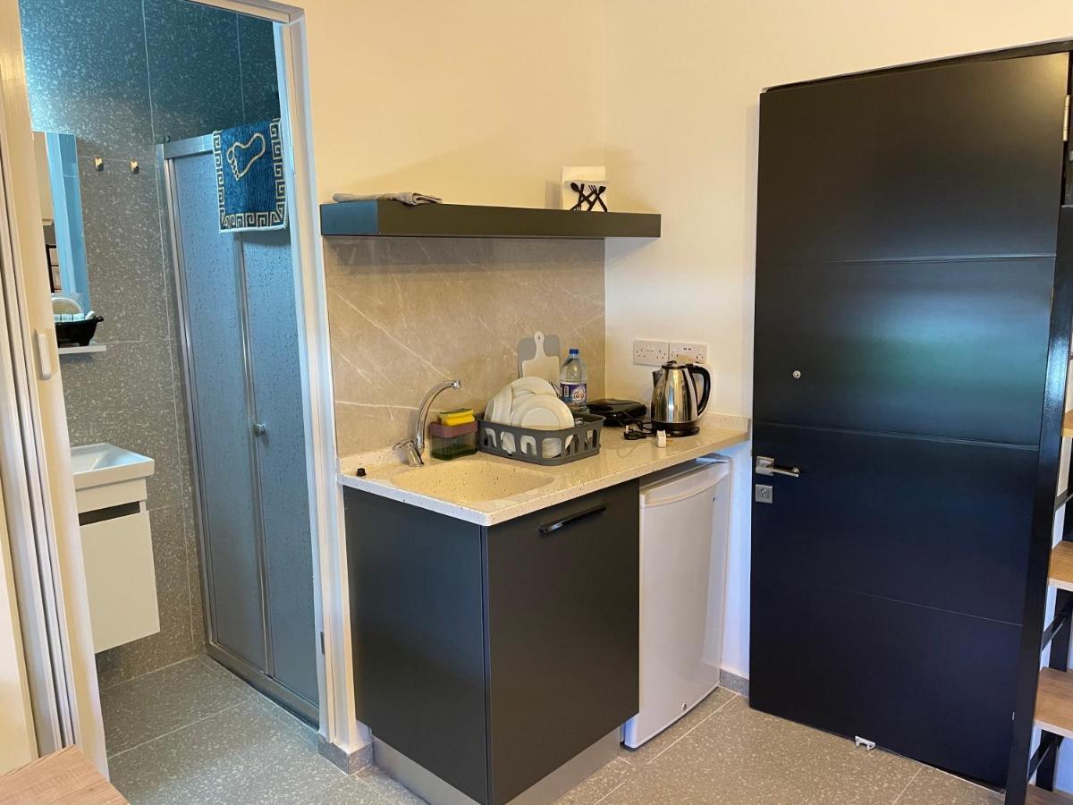 Mr. Studio In Ortakoy , North Nicosia + Wifi + Netflix ภายนอก รูปภาพ