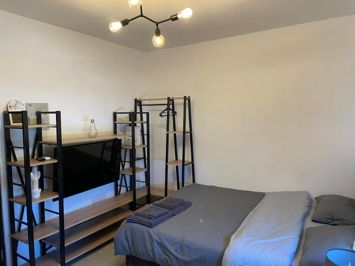 Mr. Studio In Ortakoy , North Nicosia + Wifi + Netflix ภายนอก รูปภาพ